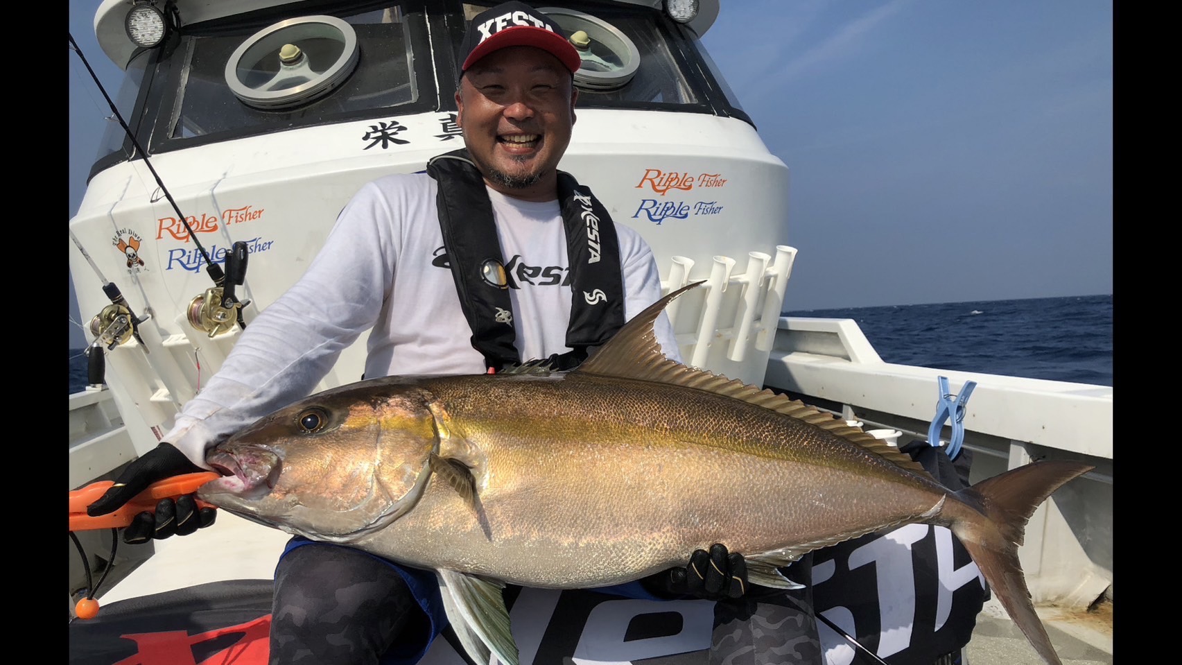 代表 かごまの鉄平画像